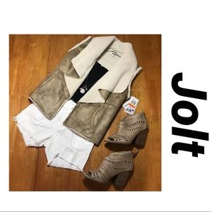 ⬇️ price drop Vest